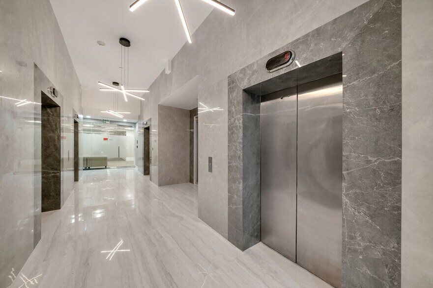 More Photos Of 1200 Brickell Ave, Miami Office For Lease
