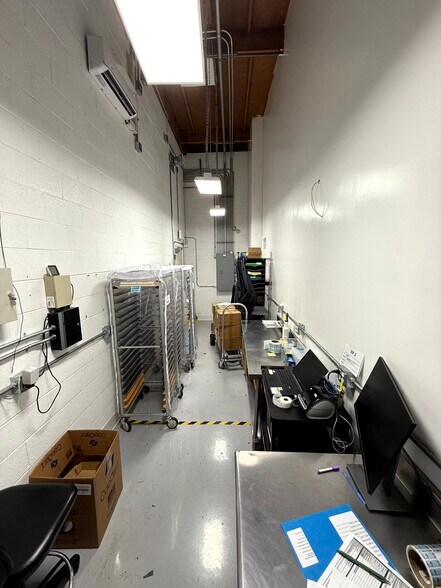 More Photos Of 1447 Santa Fe Ave, Long Beach Manufacturing For Sale