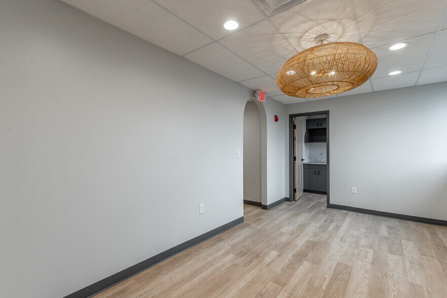 More Photos Of 929 Spring Creek Rd, Chattanooga Medical For Lease