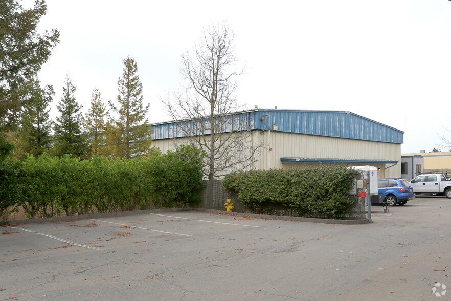 Primary Photo Of 160 Klamath Ct, American Canyon Manufacturing For Sale