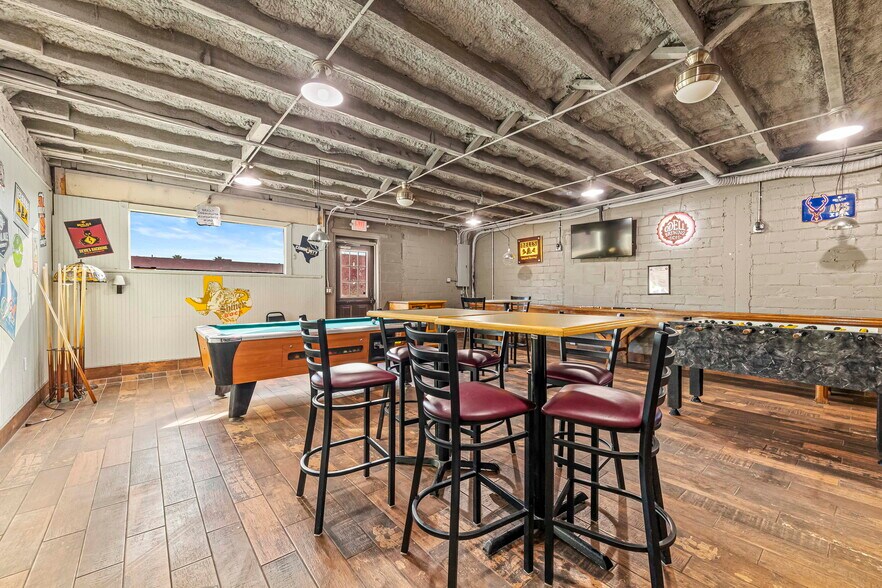 More Photos Of 130 E Goodnight Ave, Aransas Pass Restaurant For Sale