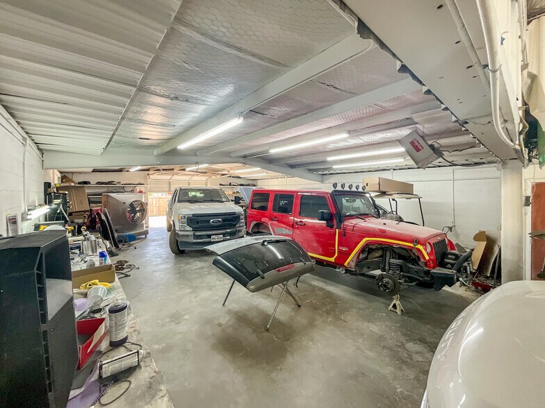 More Photos Of 400 Stoddard st, Odessa Warehouse For Sale