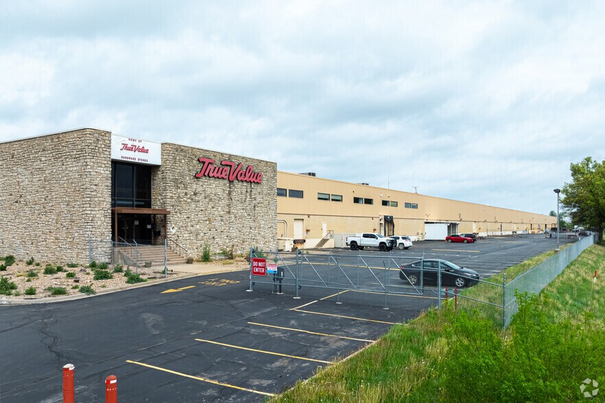 More Photos Of 14900 US 71 Hwy, Kansas City Distribution For Lease