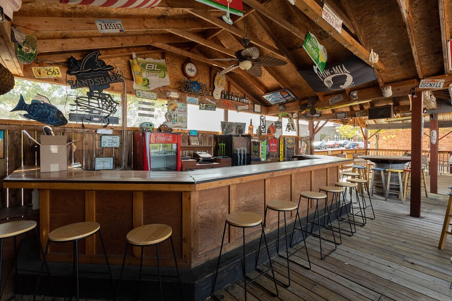 More Photos Of 24 S First St, Fulton Restaurant For Sale