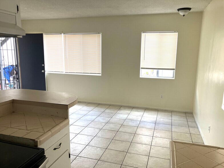 More Photos Of 3877 Menlo Ave, San Diego Apartments For Sale