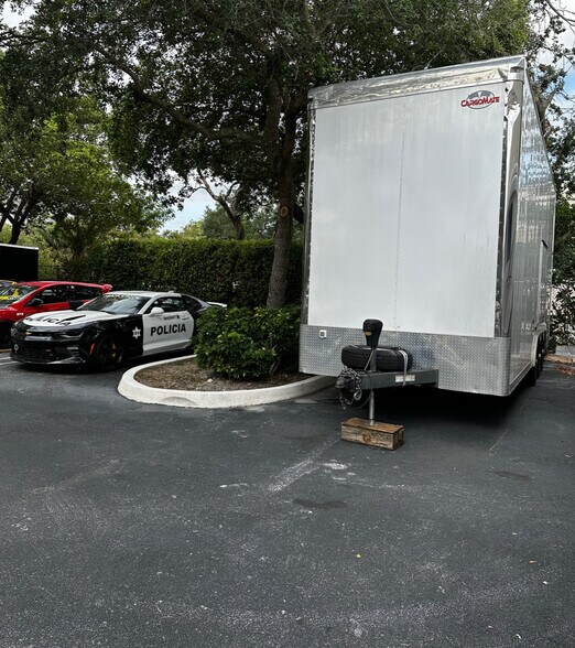 More Photos Of 11860-11878 Wiles Rd, Coral Springs Showroom For Sale
