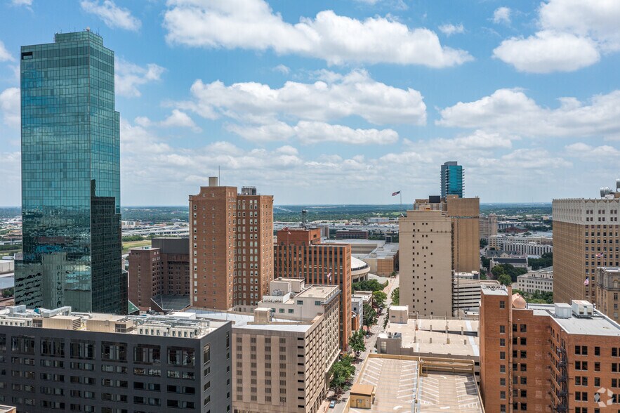 More Photos Of 907 Houston St, Fort Worth Loft Creative Space For Sale