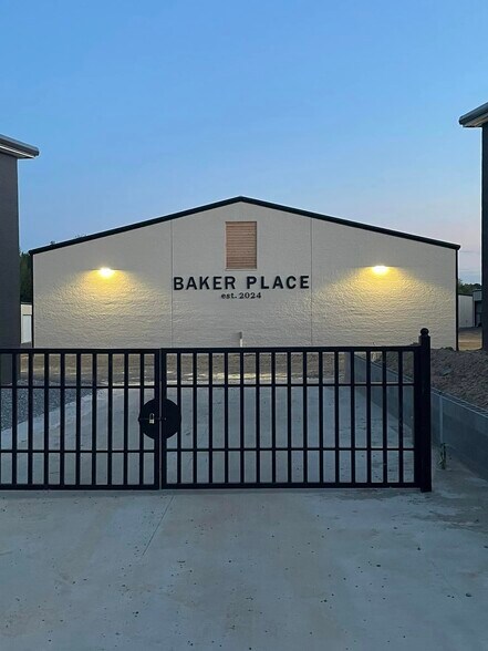 Primary Photo Of 130 Baker Ln, Brandon Warehouse For Lease