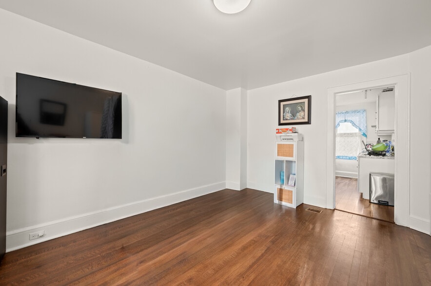 More Photos Of 900 Wood Ave, Bridgeport Storefront Retail Residential For Sale