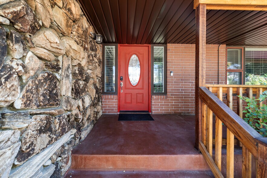 More Photos Of 180 Gallian Ln, Reno Office Residential For Sale