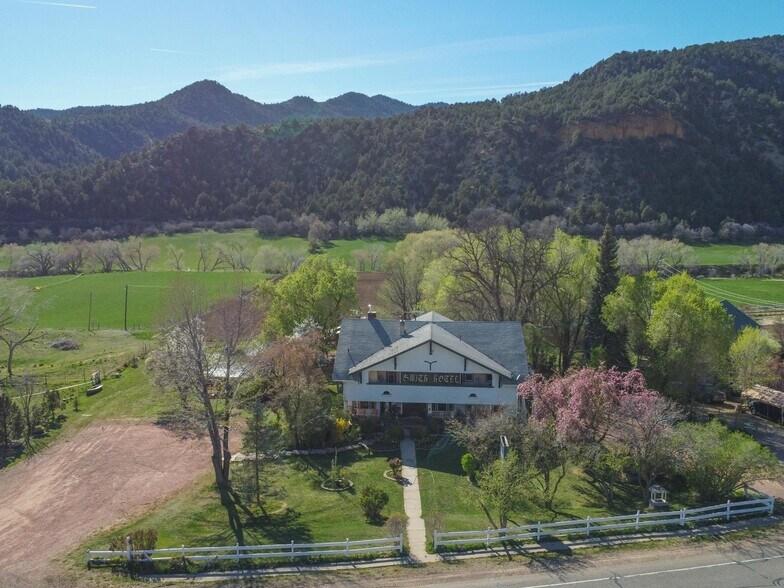 More Photos Of 295 N Main St, Glendale Hospitality For Sale