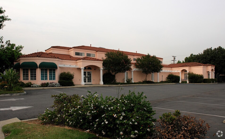 More Photos Of 710 N Mountain Ave, Ontario Freestanding For Lease