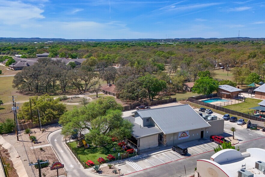 More Photos Of 1540 River Rd, Boerne Fast Food For Sale