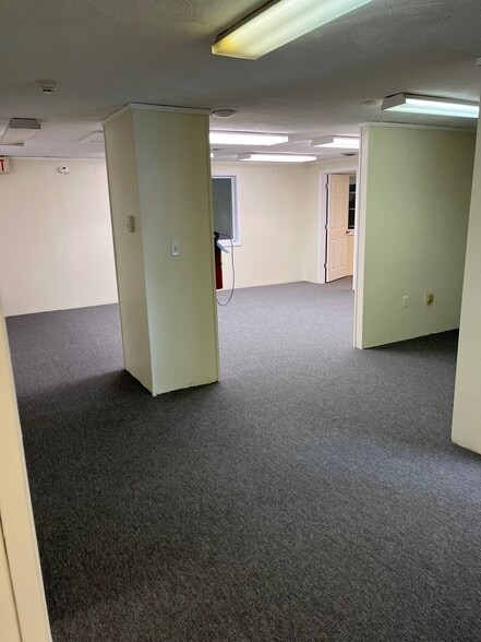 More Photos Of 47 Mitchell Rd, Ipswich Manufacturing For Lease