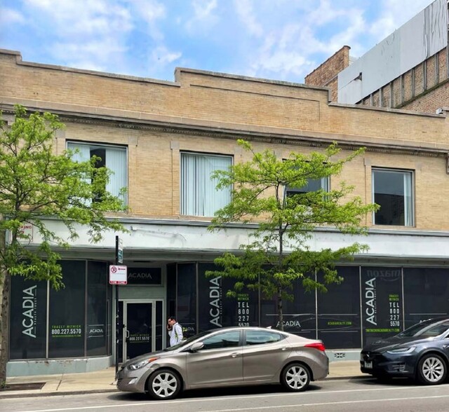 Primary Photo Of 2731 N Clark St, Chicago Storefront Retail Office For Lease