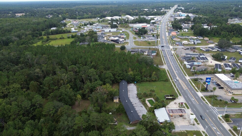 More Photos Of 3816 W Us-90, Lake City Convenience Store For Sale