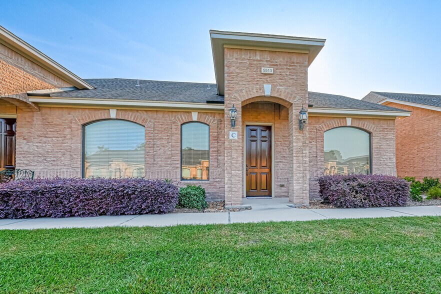 Primary Photo Of 5513 Louetta Rd, Spring Office For Sale