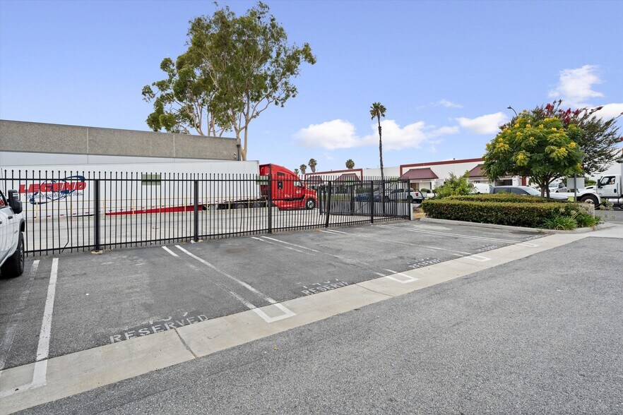 More Photos Of 7433-7439 Lampson Ave, Garden Grove Warehouse For Sale