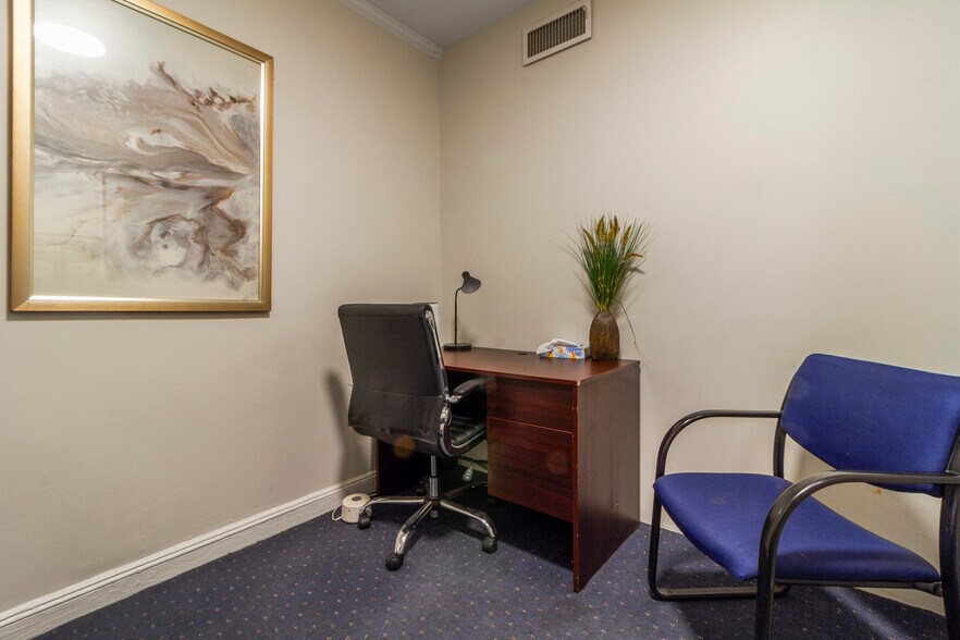 More Photos Of 98120 Queens Blvd, Rego Park Apartments For Sale