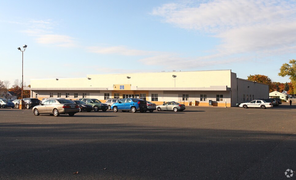 More Photos Of 699 East Middle Tpke, Manchester Office Residential For Sale