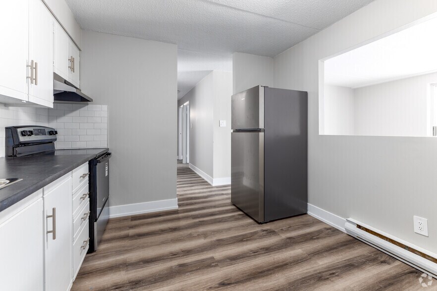 More Photos Of 112 Breckenridge Dr, Kitchener Apartments For Sale