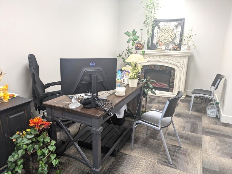 More Photos Of 25011 E Trent Ave, Newman Lake Storefront Retail Office For Sale