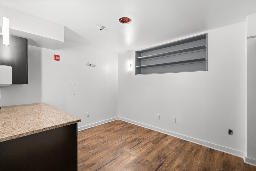 More Photos Of 263 Grand St, Jersey City Apartments For Lease