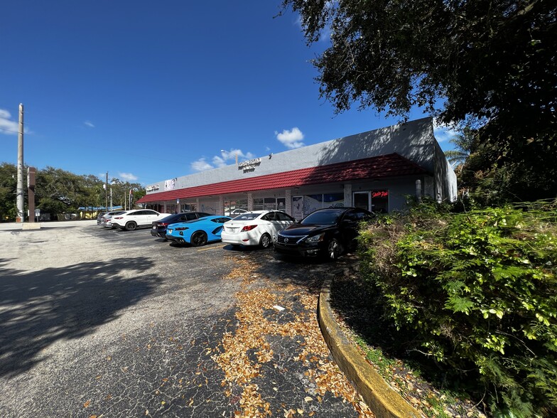 Primary Photo Of 5890-5892 Stirling Rd, Hollywood Freestanding For Sale