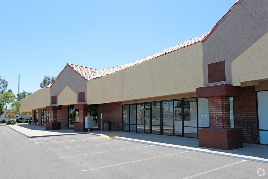 More Photos Of 6002 W Bell Rd, Glendale Freestanding For Lease