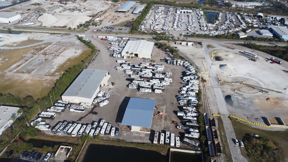 More Photos Of 2063 20th Ave SE, Largo Industrial For Lease