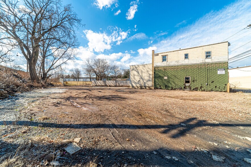More Photos Of 15-17 Henry St, Secaucus Land For Sale