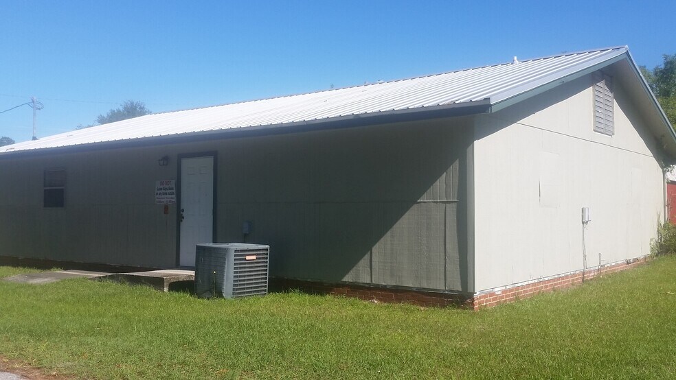 More Photos Of 407 E Ash St, Perry Medical For Sale