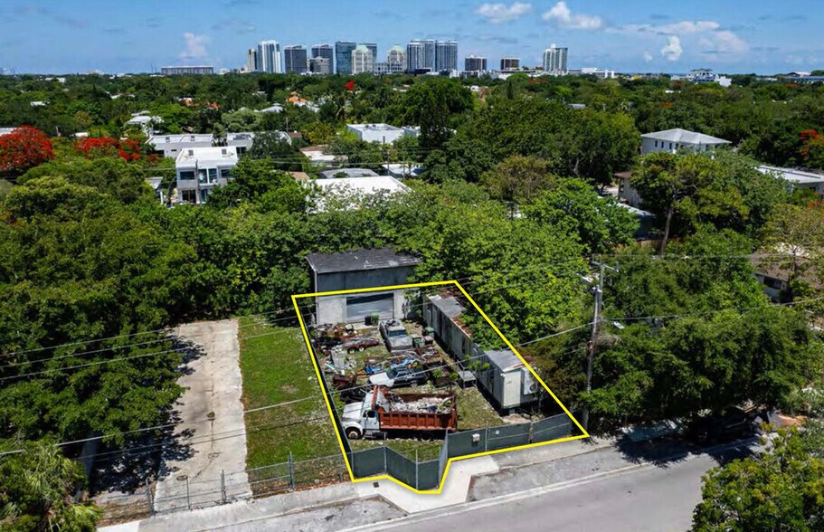 More Photos Of 3125 Mundy St, Miami Land For Lease