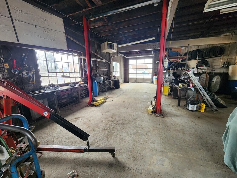 More Photos Of 4875 PA-44, Watsontown Service Station For Sale