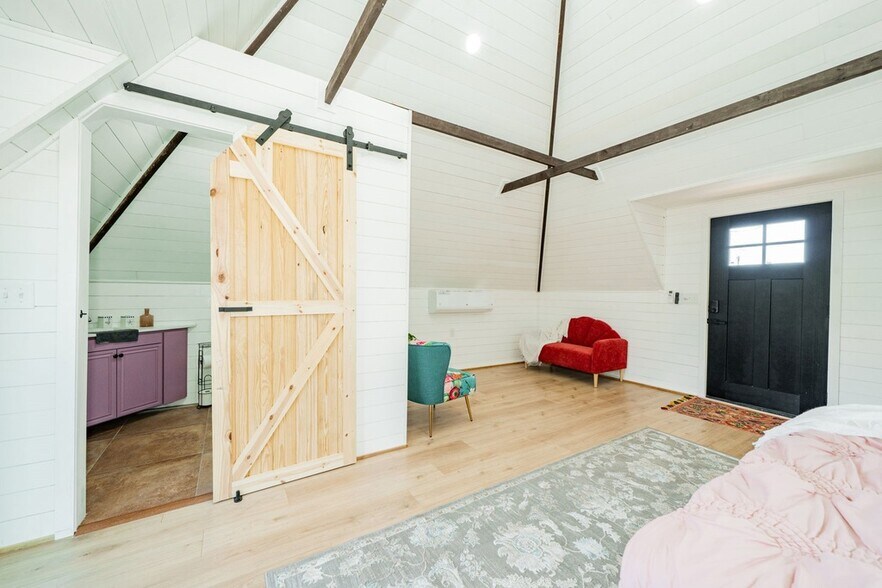 More Photos Of 691 Bear Rd, Van Alstyne Specialty For Sale