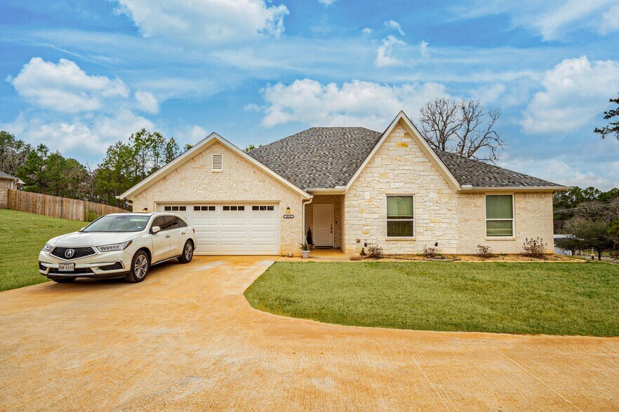More Photos Of 4814 FM 346 E, Tyler Apartments For Sale