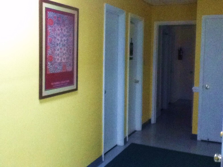 More Photos Of 1014-1020 Robeson St, Fayetteville Storefront Retail Office For Lease