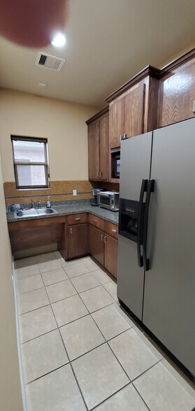 More Photos Of 21412 Provincial Blvd, Katy Office For Sale
