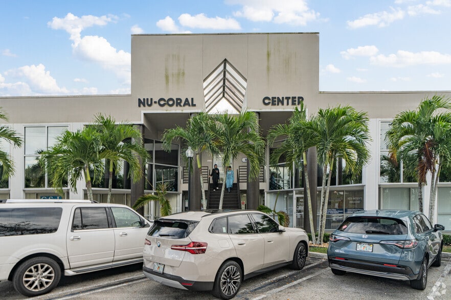 More Photos Of 7522 Wiles Rd, Coral Springs Office For Lease