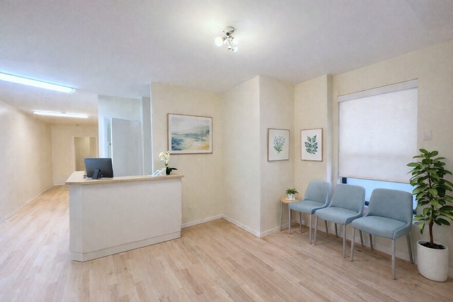 More Photos Of 43 Central Park N, New York Apartments For Lease