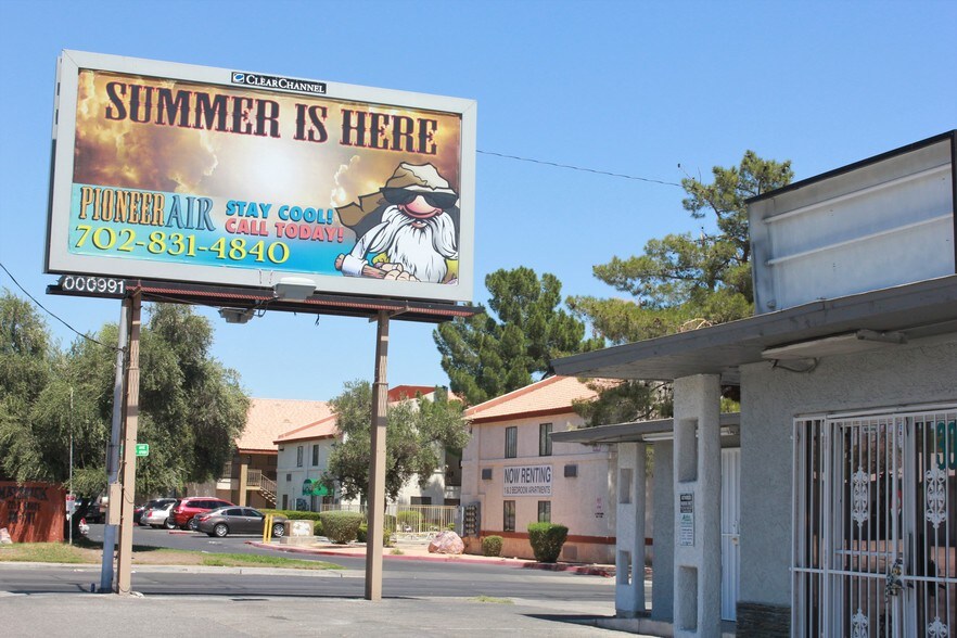 More Photos Of 1800 Lewis Ave, Las Vegas Storefront For Sale