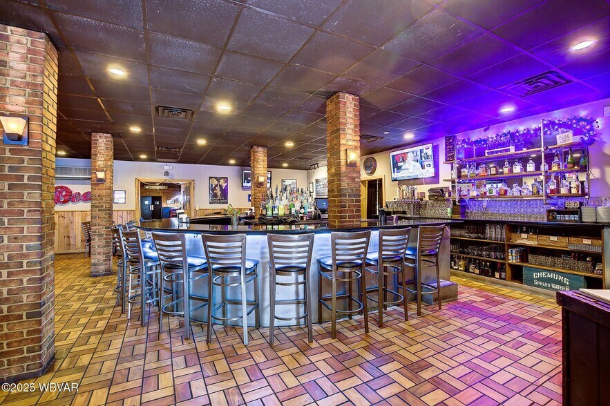 More Photos Of 505 Washington Blvd, Williamsport Restaurant For Sale