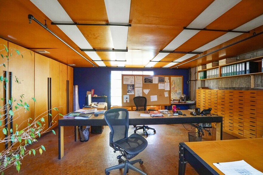 More Photos Of 6445 Bandini Blvd, Commerce Warehouse For Sale