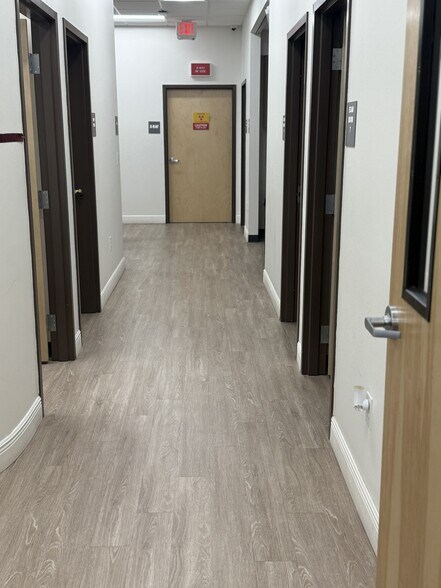 More Photos Of 2506 US Highway 19, Holiday Coworking Space