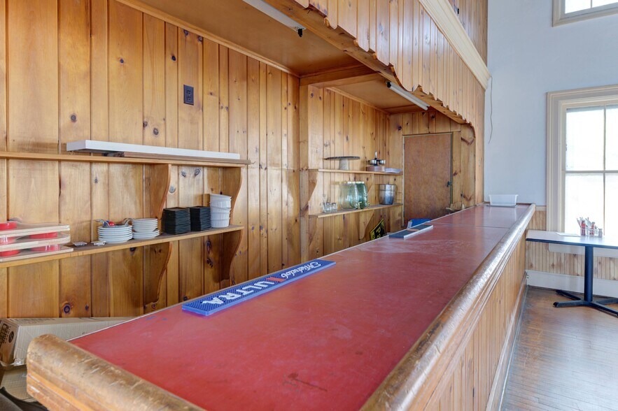 More Photos Of 28 E Main St, Johnstown General Retail For Sale