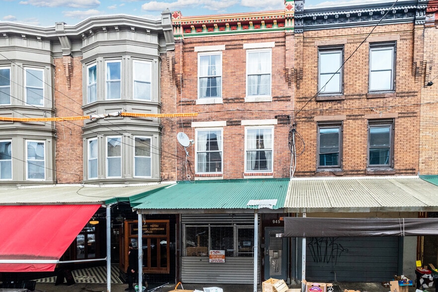 Primary Photo Of 945 S 9th St, Philadelphia Storefront Retail Residential For Lease