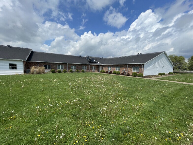 More Photos Of 1069 Klotz Rd, Bowling Green Medical For Lease