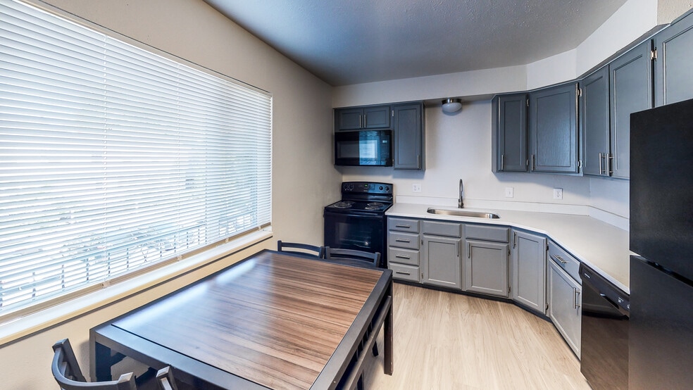 More Photos Of 225 E 700 N, Provo Apartments For Sale