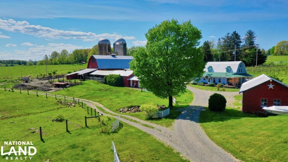 More Photos Of 5189 Rockwood Rd, Dublin Lodge Meeting Hall For Sale