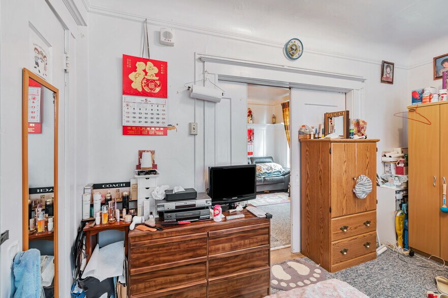 More Photos Of 1120 Jackson St, San Francisco Apartments For Sale